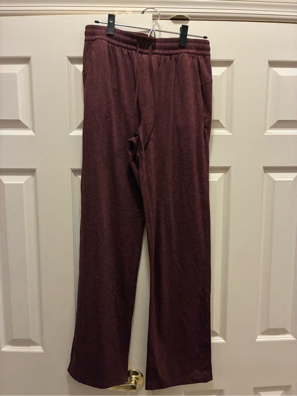 Lululemon Women’s drawstring jogger